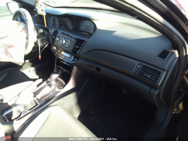 Photo 4 VIN: 1HGCR2F58GA107868 - HONDA ACCORD SEDAN 