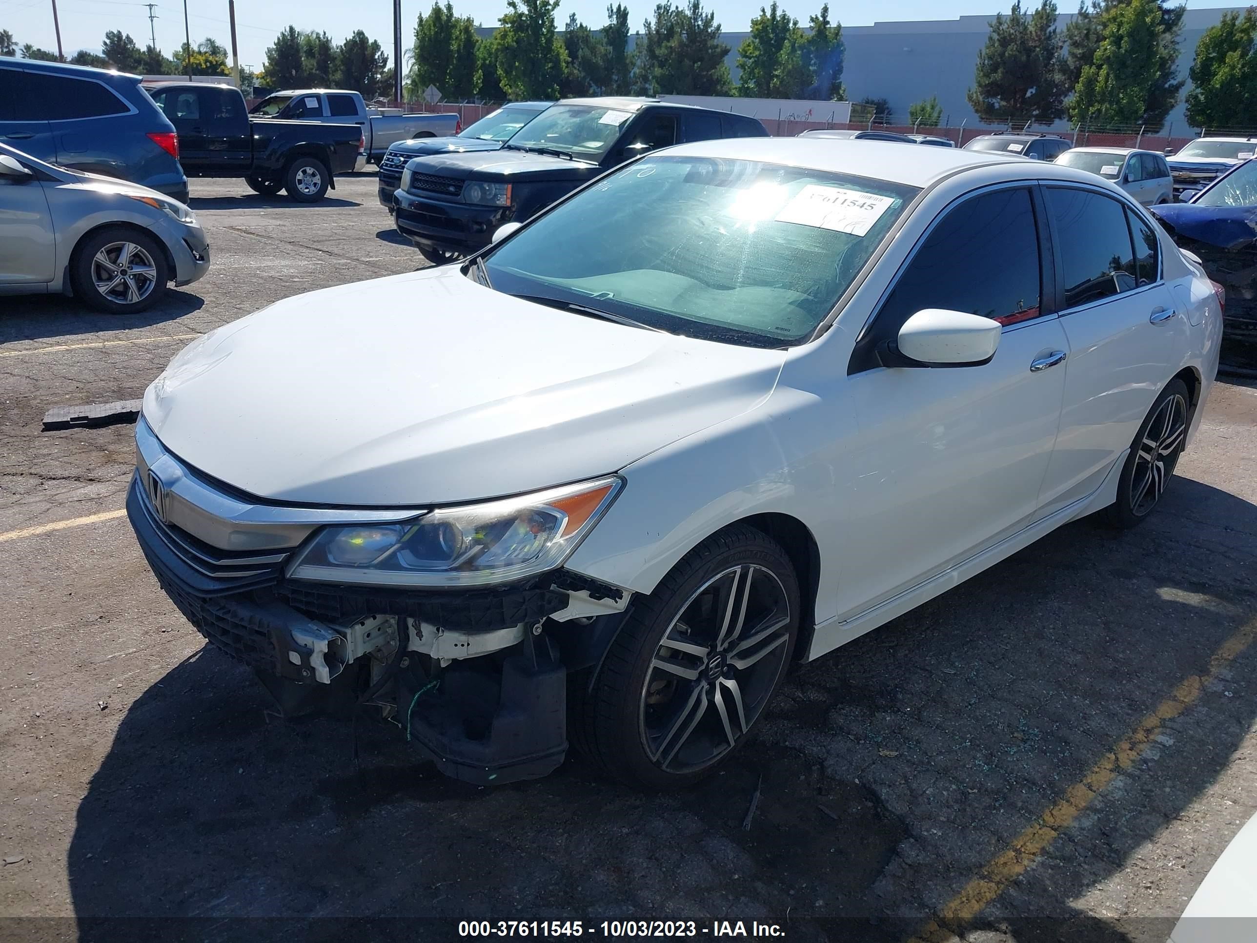 Photo 1 VIN: 1HGCR2F58GA213401 - HONDA ACCORD 