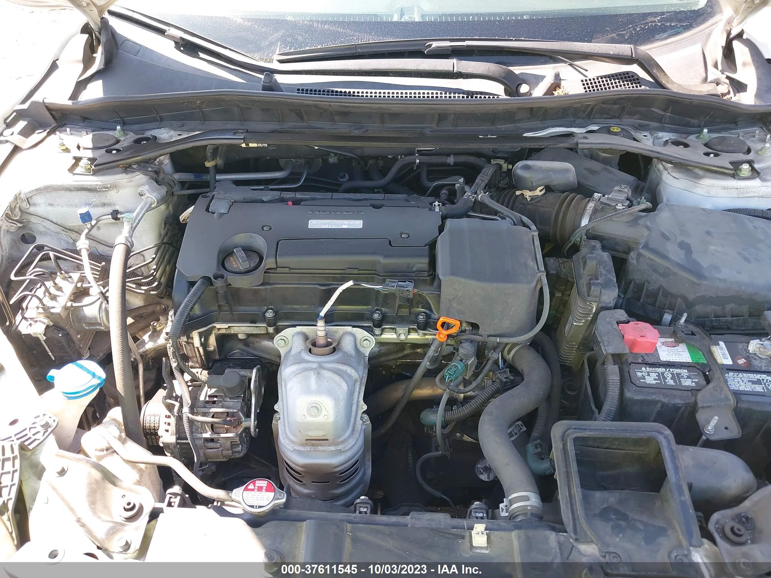 Photo 9 VIN: 1HGCR2F58GA213401 - HONDA ACCORD 