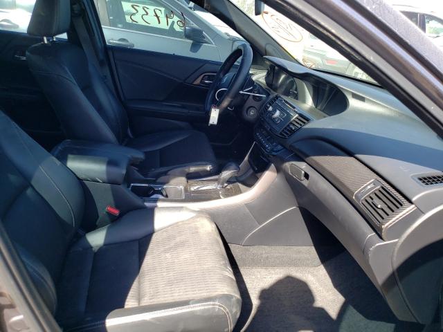 Photo 4 VIN: 1HGCR2F58HA063677 - HONDA ACCORD SPO 