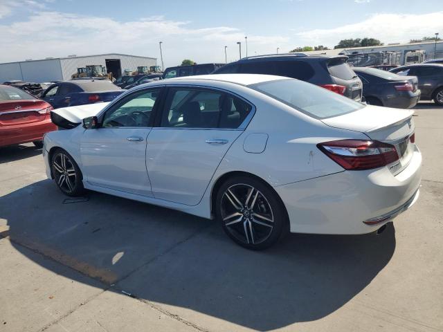 Photo 1 VIN: 1HGCR2F58HA096212 - HONDA ACCORD SPO 