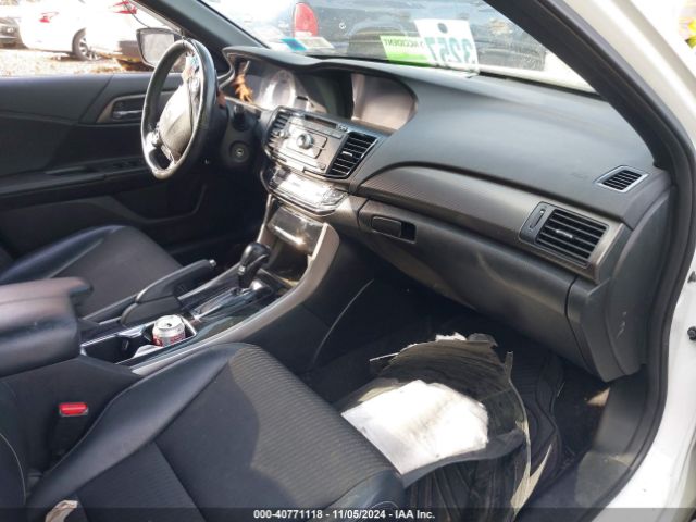 Photo 4 VIN: 1HGCR2F58HA106205 - HONDA ACCORD 