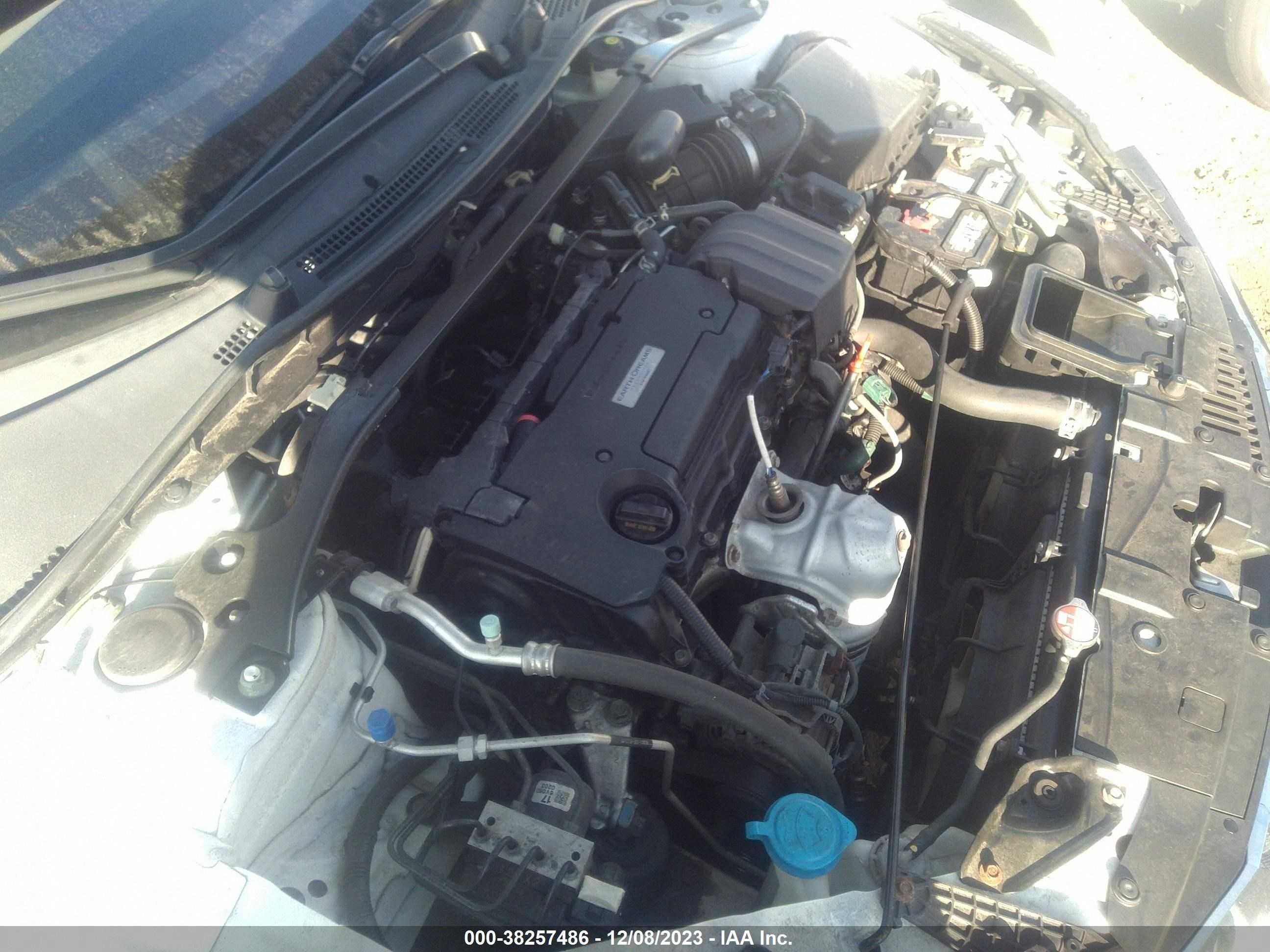 Photo 9 VIN: 1HGCR2F58HA126163 - HONDA ACCORD 