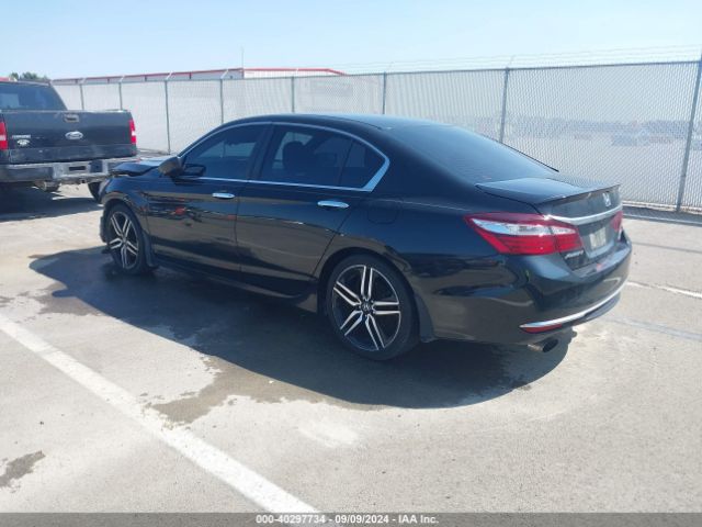 Photo 2 VIN: 1HGCR2F58HA128236 - HONDA ACCORD 