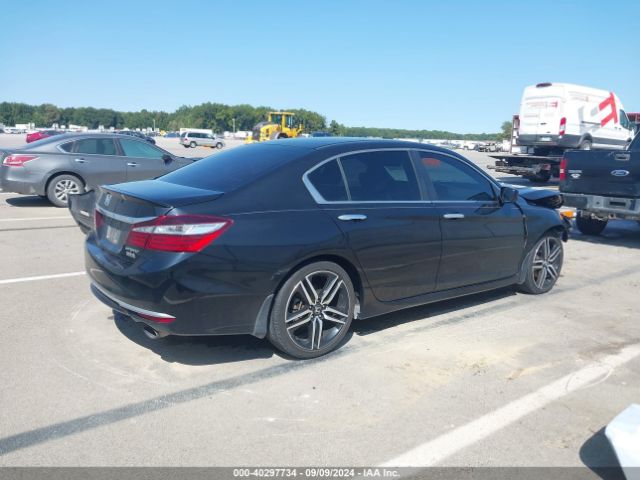 Photo 3 VIN: 1HGCR2F58HA128236 - HONDA ACCORD 