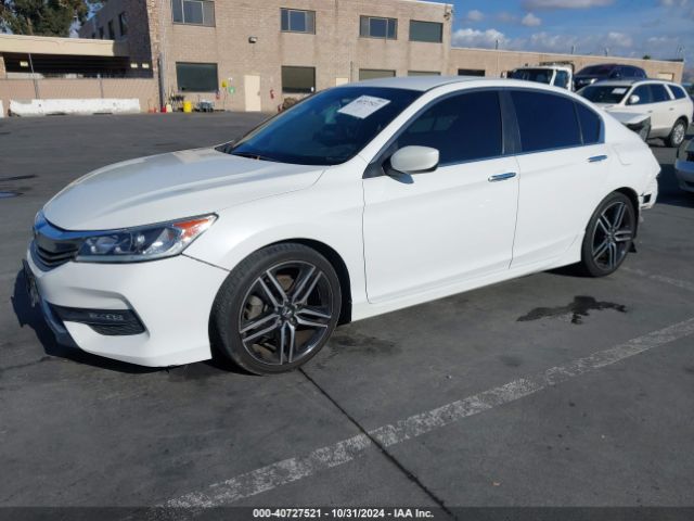 Photo 1 VIN: 1HGCR2F58HA138572 - HONDA ACCORD 