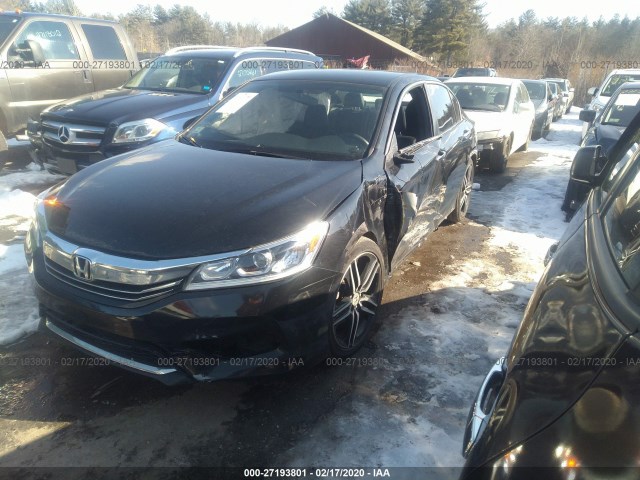 Photo 1 VIN: 1HGCR2F58HA147160 - HONDA ACCORD SEDAN 