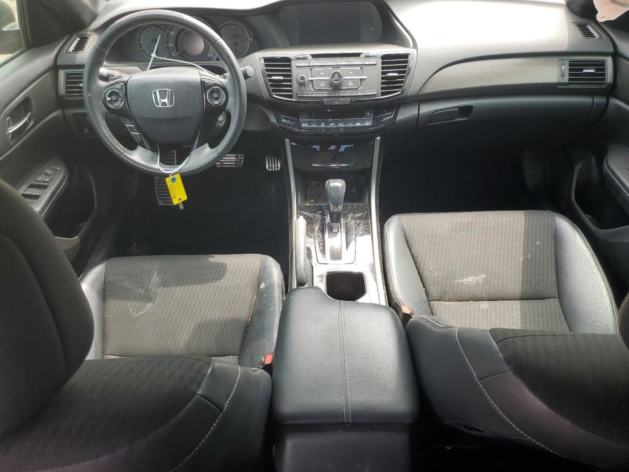 Photo 7 VIN: 1HGCR2F58HA151080 - HONDA ACCORD 