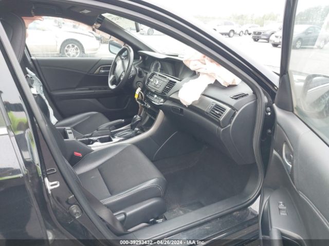 Photo 4 VIN: 1HGCR2F58HA170518 - HONDA ACCORD 