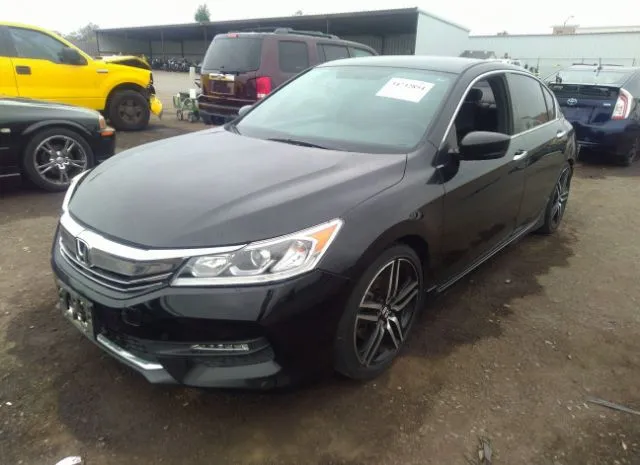 Photo 1 VIN: 1HGCR2F58HA215568 - HONDA ACCORD SEDAN 