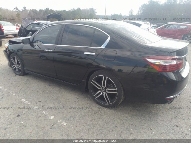 Photo 2 VIN: 1HGCR2F58HA216526 - HONDA ACCORD SEDAN 