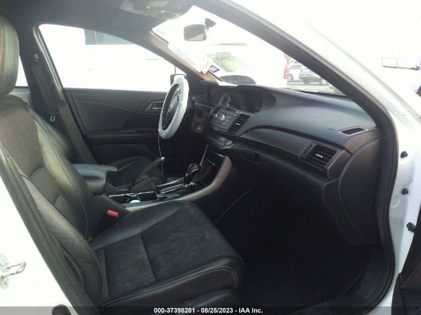 Photo 4 VIN: 1HGCR2F58HA223587 - HONDA ACCORD 