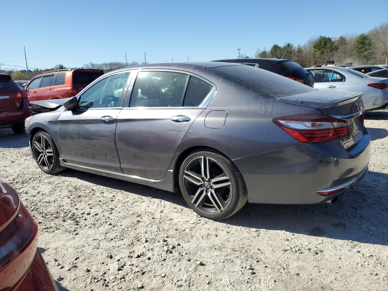 Photo 1 VIN: 1HGCR2F58HA303570 - HONDA ACCORD 