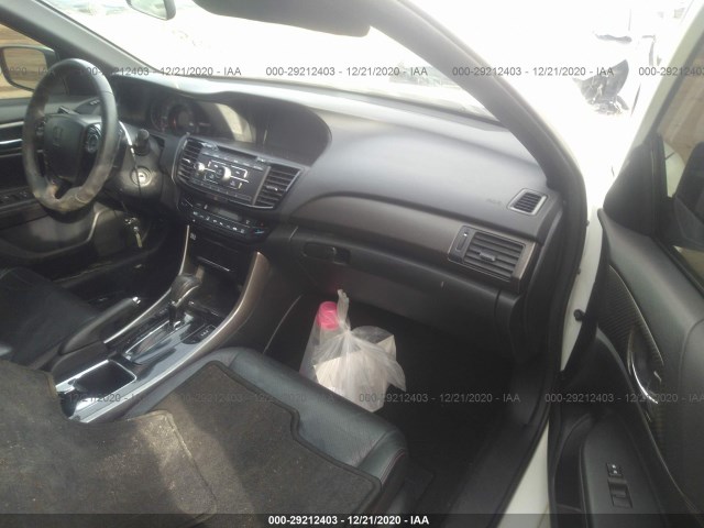 Photo 4 VIN: 1HGCR2F58HA809349 - HONDA ACCORD SEDAN 