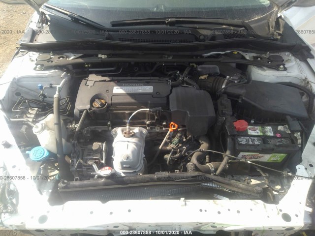 Photo 9 VIN: 1HGCR2F59DA068980 - HONDA ACCORD SDN 