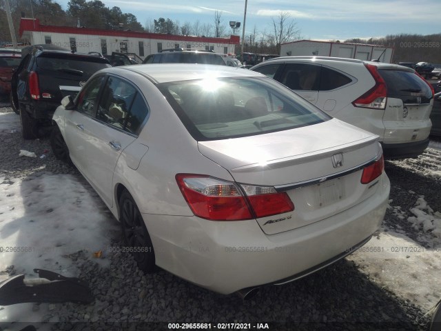 Photo 2 VIN: 1HGCR2F59DA220840 - HONDA ACCORD SDN 