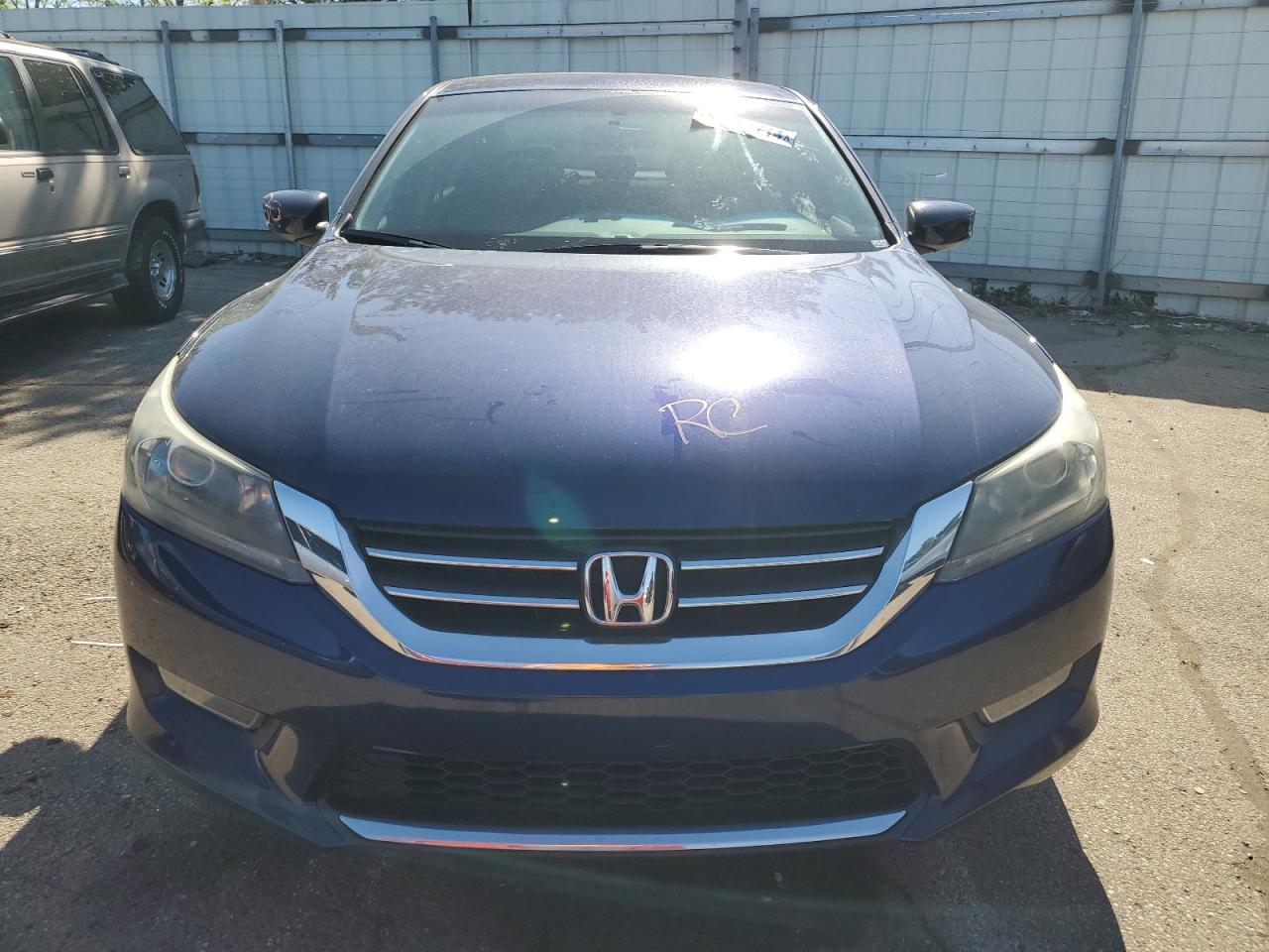 Photo 4 VIN: 1HGCR2F59DA271335 - HONDA ACCORD 