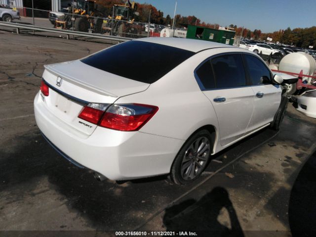 Photo 3 VIN: 1HGCR2F59EA048813 - HONDA ACCORD SEDAN 