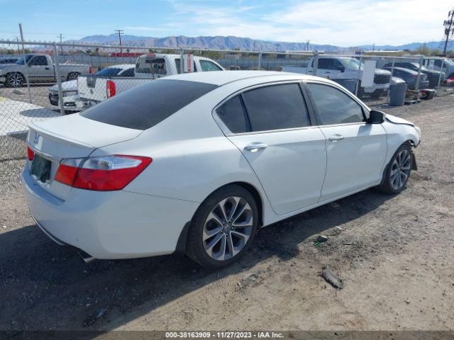 Photo 3 VIN: 1HGCR2F59EA057205 - HONDA ACCORD SEDAN 