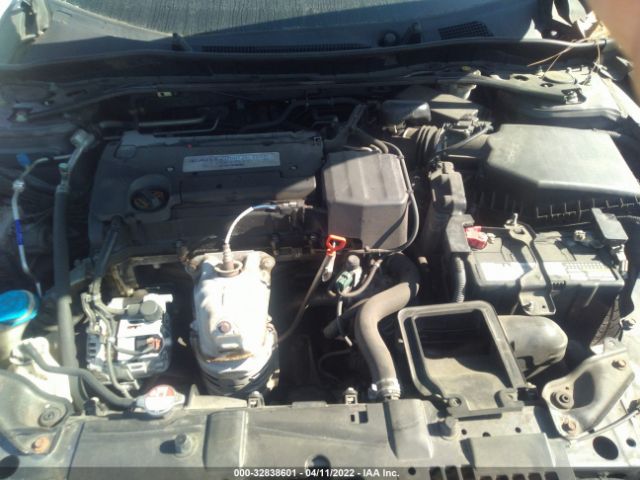 Photo 9 VIN: 1HGCR2F59EA100263 - HONDA ACCORD SEDAN 