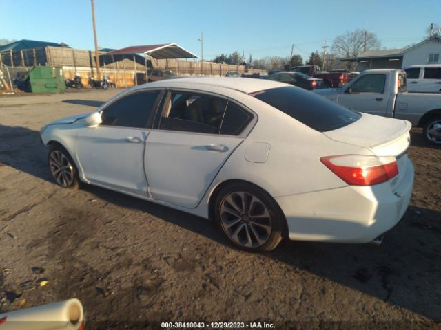 Photo 2 VIN: 1HGCR2F59EA132372 - HONDA ACCORD 