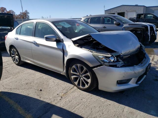 Photo 3 VIN: 1HGCR2F59EA141086 - HONDA ACCORD 