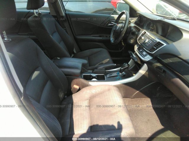 Photo 4 VIN: 1HGCR2F59FA100121 - HONDA ACCORD SEDAN 