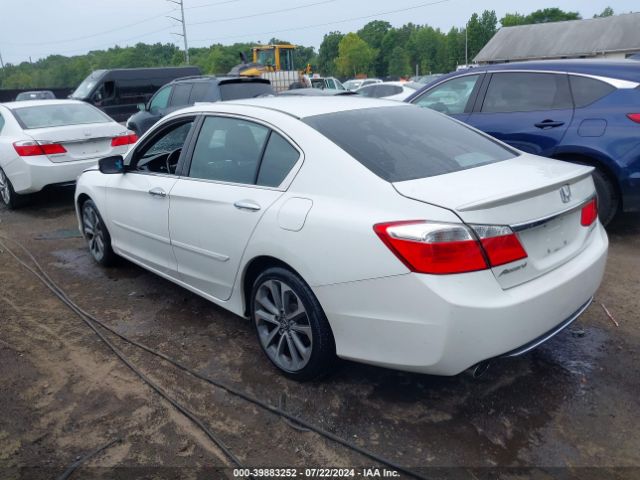 Photo 2 VIN: 1HGCR2F59FA127920 - HONDA ACCORD 