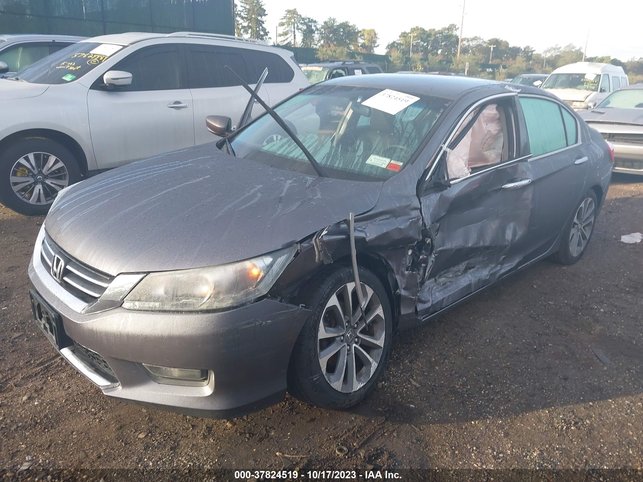 Photo 1 VIN: 1HGCR2F59FA254313 - HONDA ACCORD 