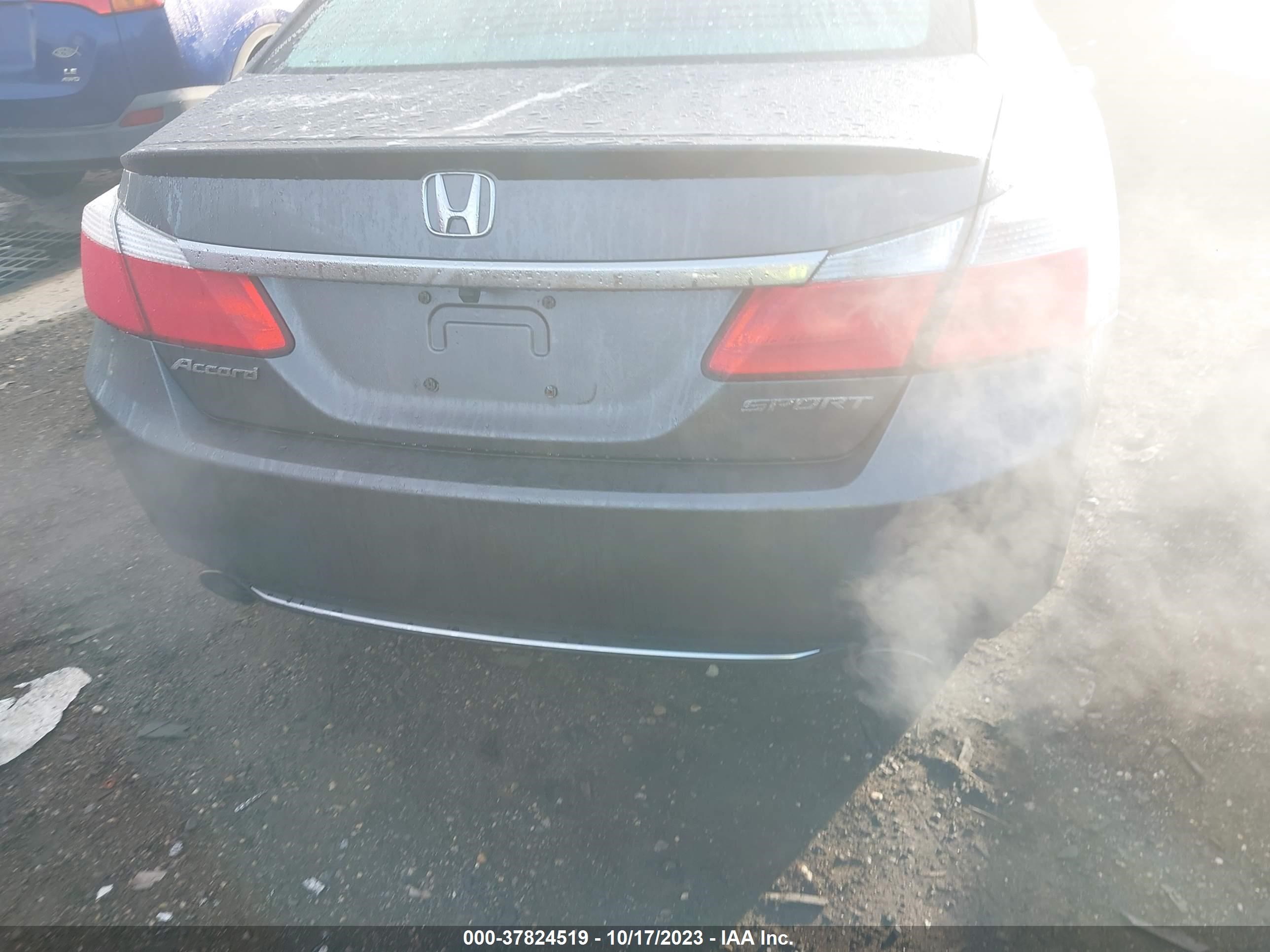 Photo 15 VIN: 1HGCR2F59FA254313 - HONDA ACCORD 