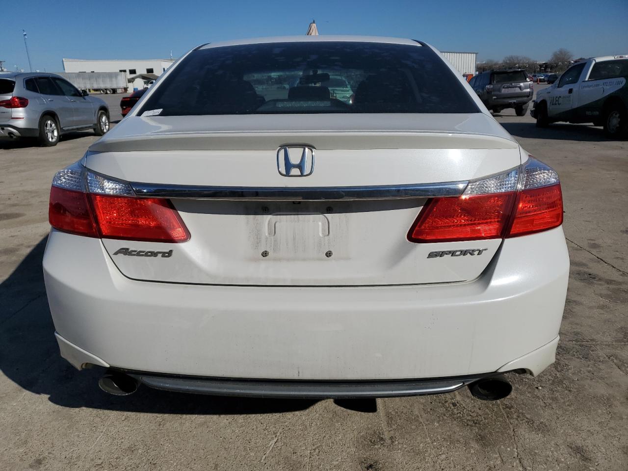 Photo 5 VIN: 1HGCR2F59FA266767 - HONDA ACCORD 