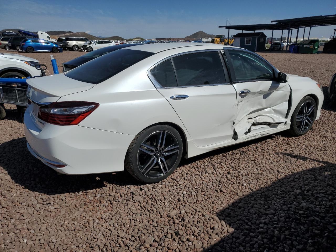 Photo 2 VIN: 1HGCR2F59GA040391 - HONDA ACCORD 