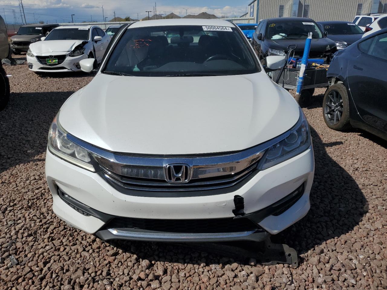 Photo 4 VIN: 1HGCR2F59GA040391 - HONDA ACCORD 