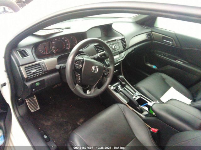 Photo 4 VIN: 1HGCR2F59GA104459 - HONDA ACCORD SEDAN 