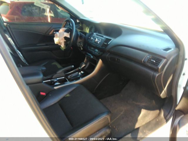 Photo 4 VIN: 1HGCR2F59GA128079 - HONDA ACCORD SEDAN 