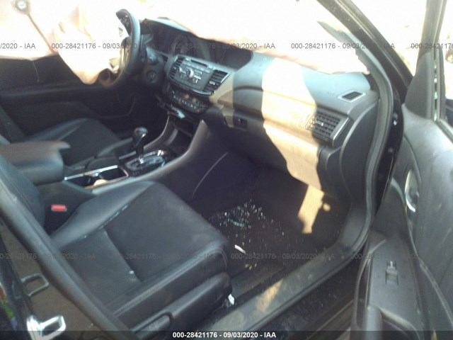 Photo 4 VIN: 1HGCR2F59GA140619 - HONDA ACCORD SEDAN 