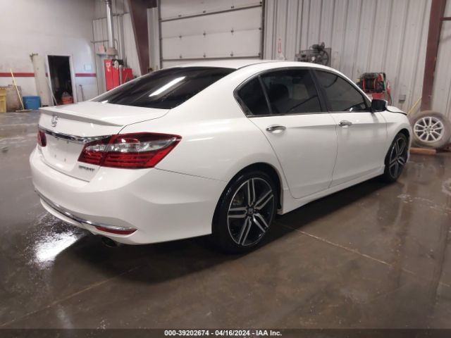 Photo 3 VIN: 1HGCR2F59GA239795 - HONDA ACCORD 