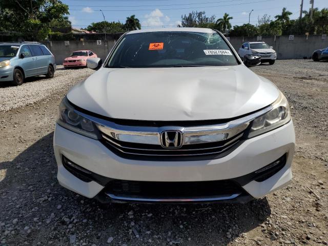 Photo 4 VIN: 1HGCR2F59HA029604 - HONDA ACCORD SPO 