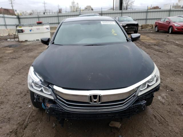 Photo 4 VIN: 1HGCR2F59HA104107 - HONDA ACCORD SPO 