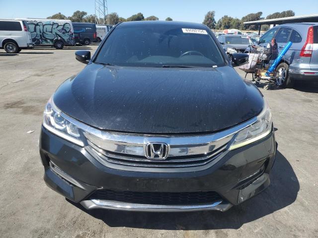 Photo 4 VIN: 1HGCR2F59HA147118 - HONDA ACCORD SPO 