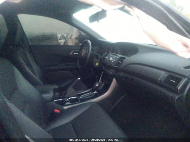 Photo 4 VIN: 1HGCR2F59HA234081 - HONDA ACCORD SEDAN 