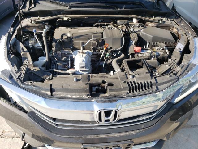 Photo 6 VIN: 1HGCR2F59HA301648 - HONDA ACCORD 