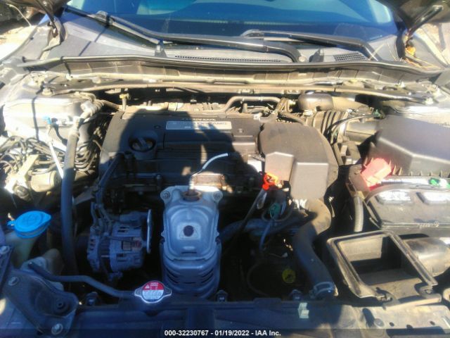 Photo 9 VIN: 1HGCR2F5XDA058605 - HONDA ACCORD SDN 