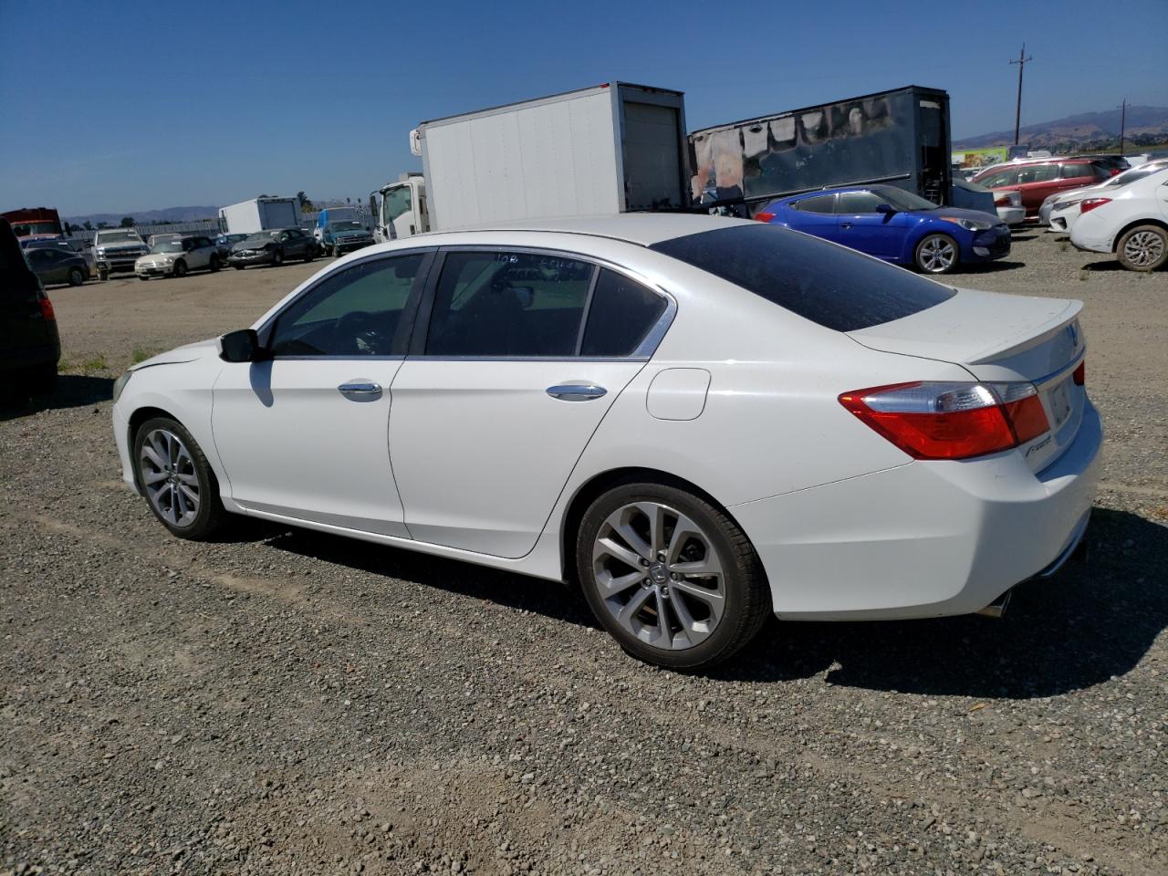 Photo 1 VIN: 1HGCR2F5XDA083214 - HONDA ACCORD 