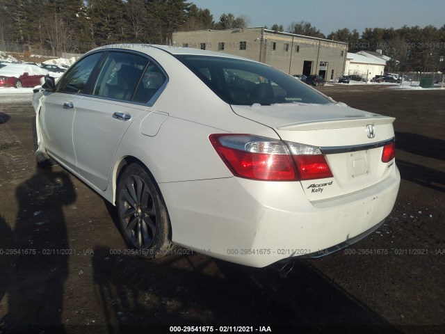 Photo 2 VIN: 1HGCR2F5XDA205179 - HONDA ACCORD SDN 