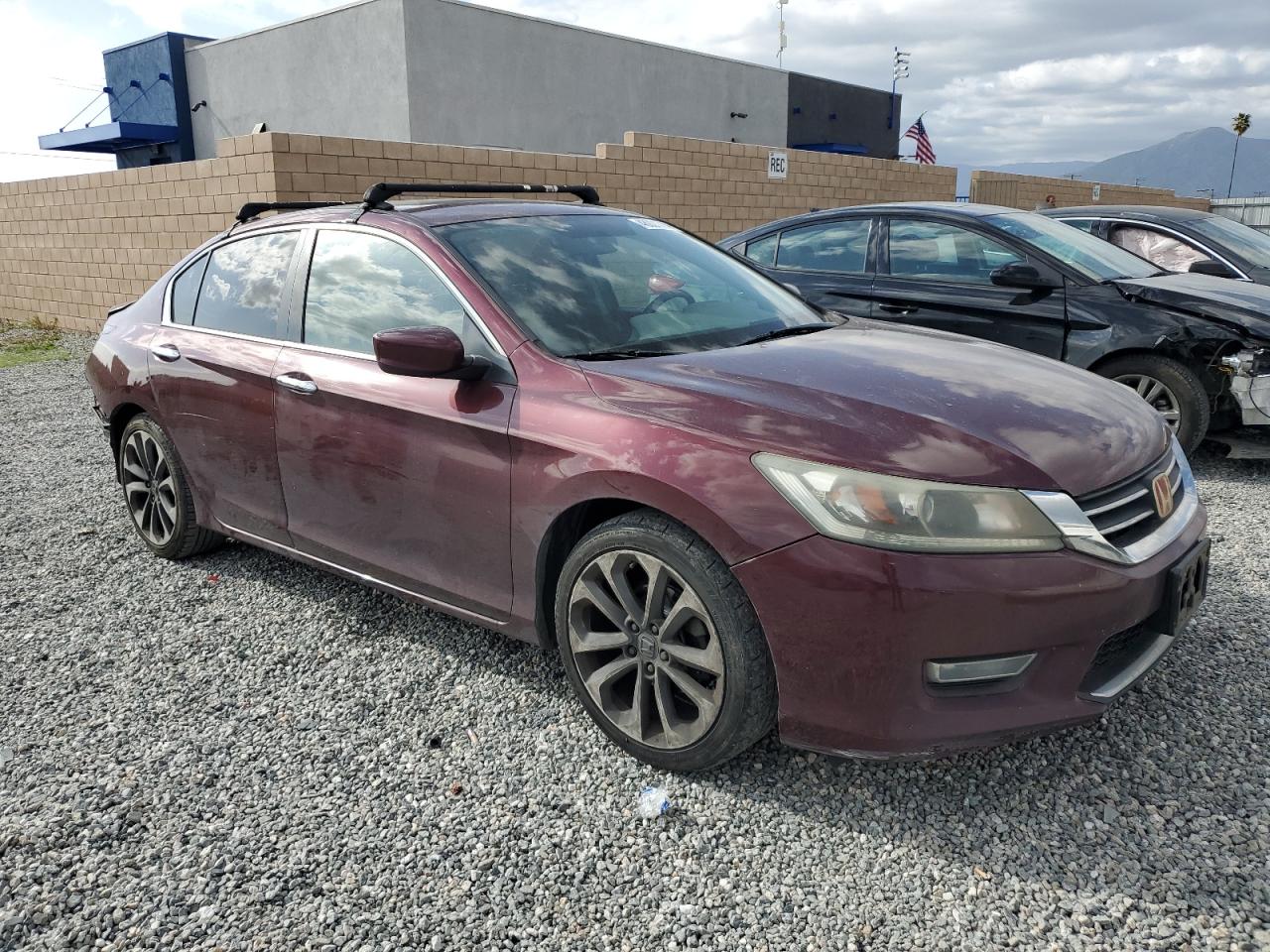 Photo 3 VIN: 1HGCR2F5XDA229899 - HONDA ACCORD 