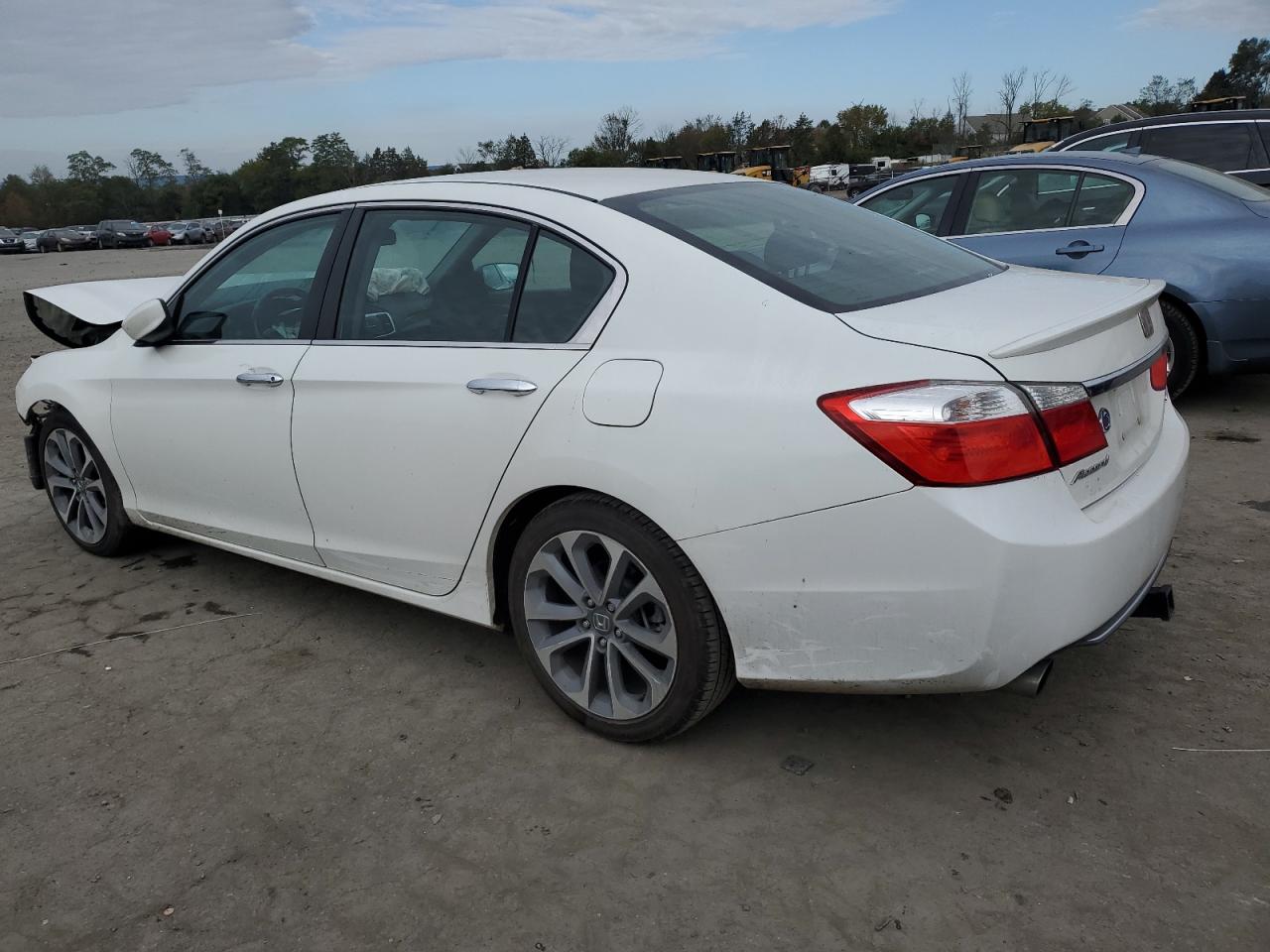 Photo 1 VIN: 1HGCR2F5XEA066172 - HONDA ACCORD 