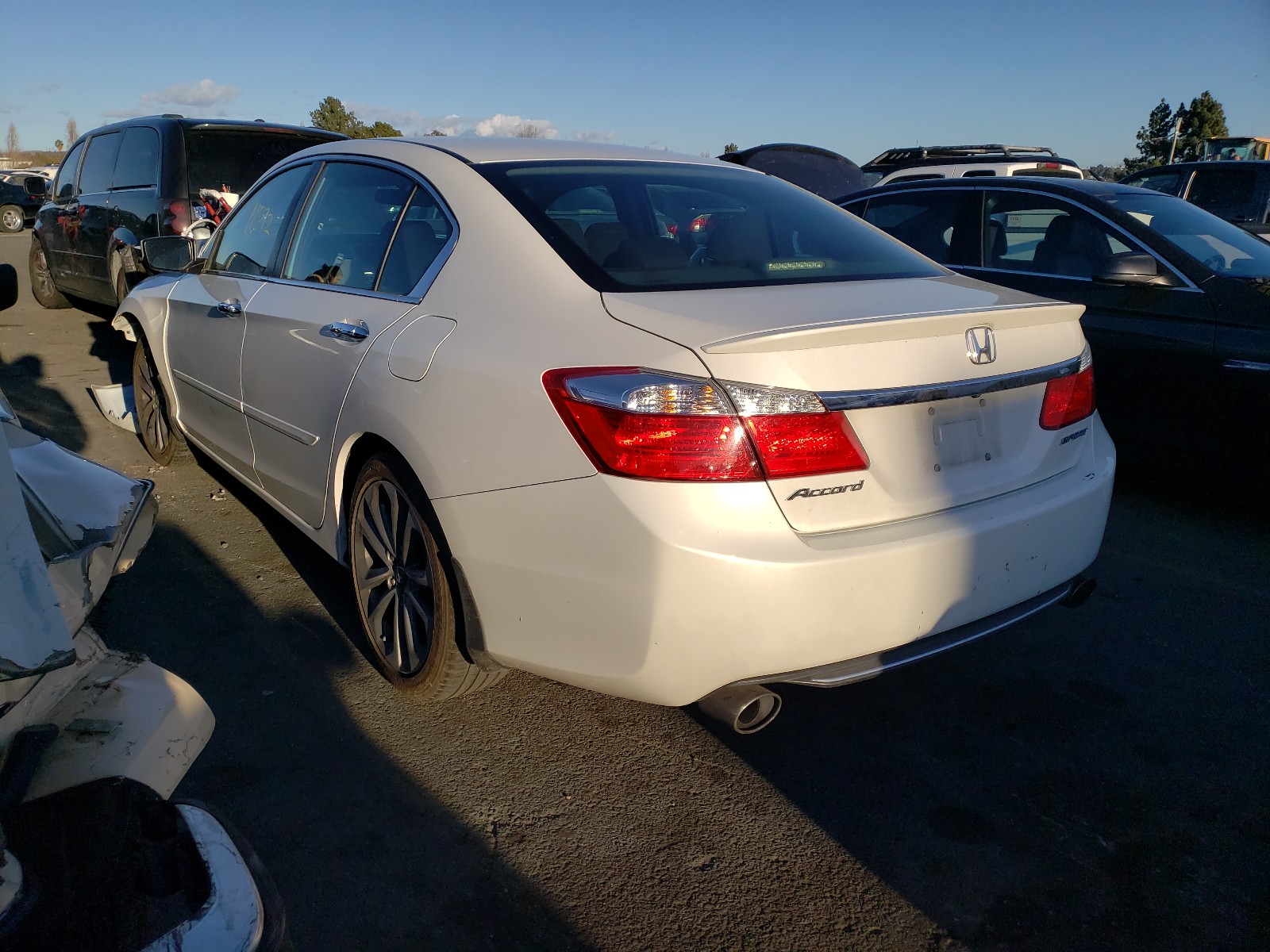 Photo 2 VIN: 1HGCR2F5XEA173576 - HONDA ACCORD SPO 