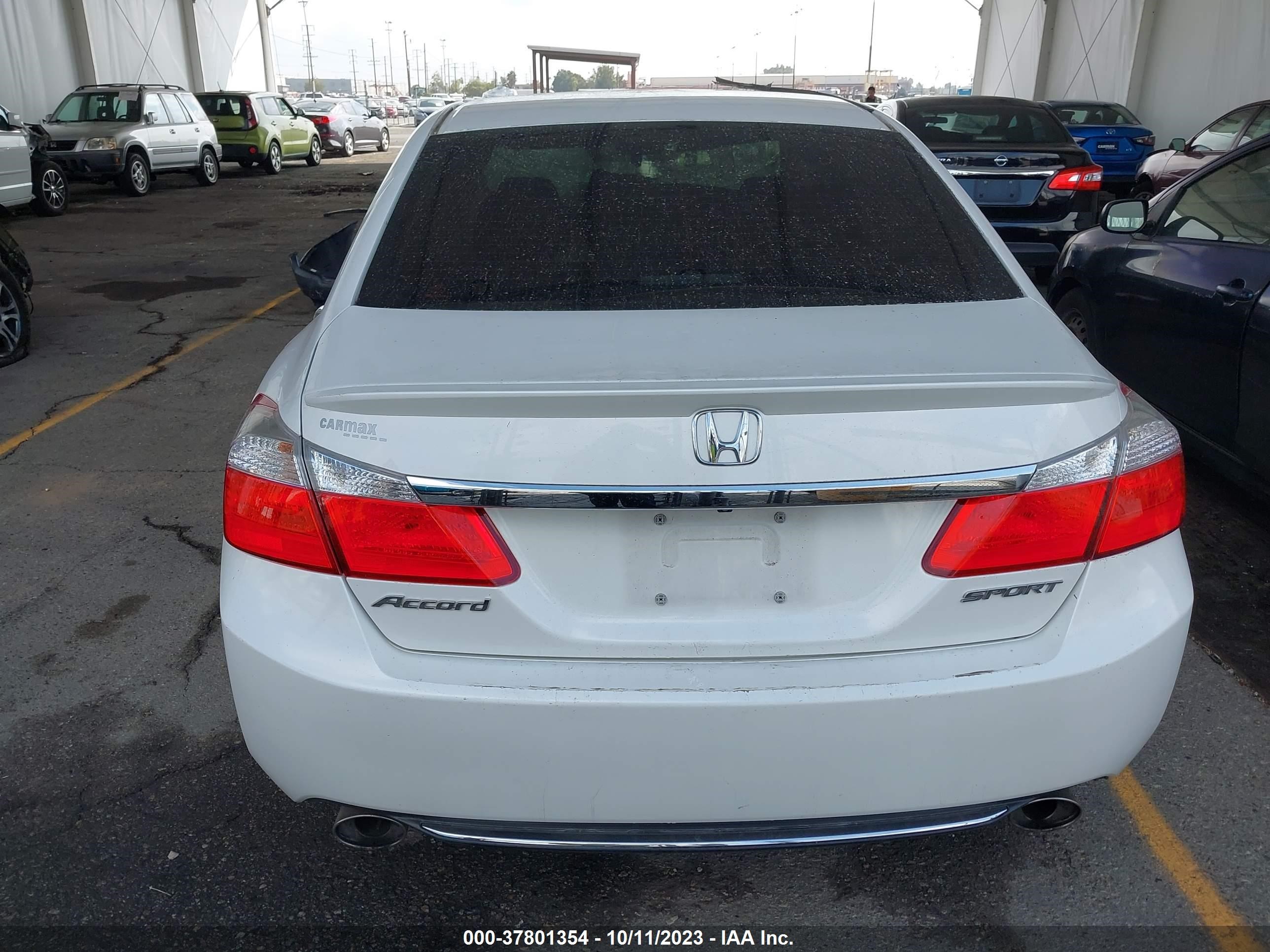 Photo 14 VIN: 1HGCR2F5XEA187641 - HONDA ACCORD 