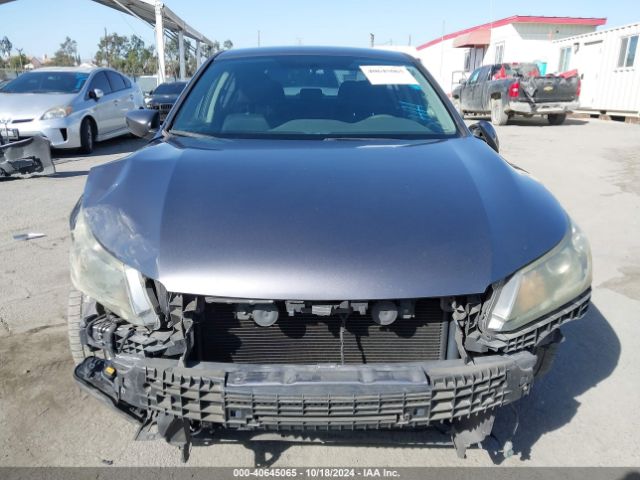 Photo 5 VIN: 1HGCR2F5XFA003560 - HONDA ACCORD 